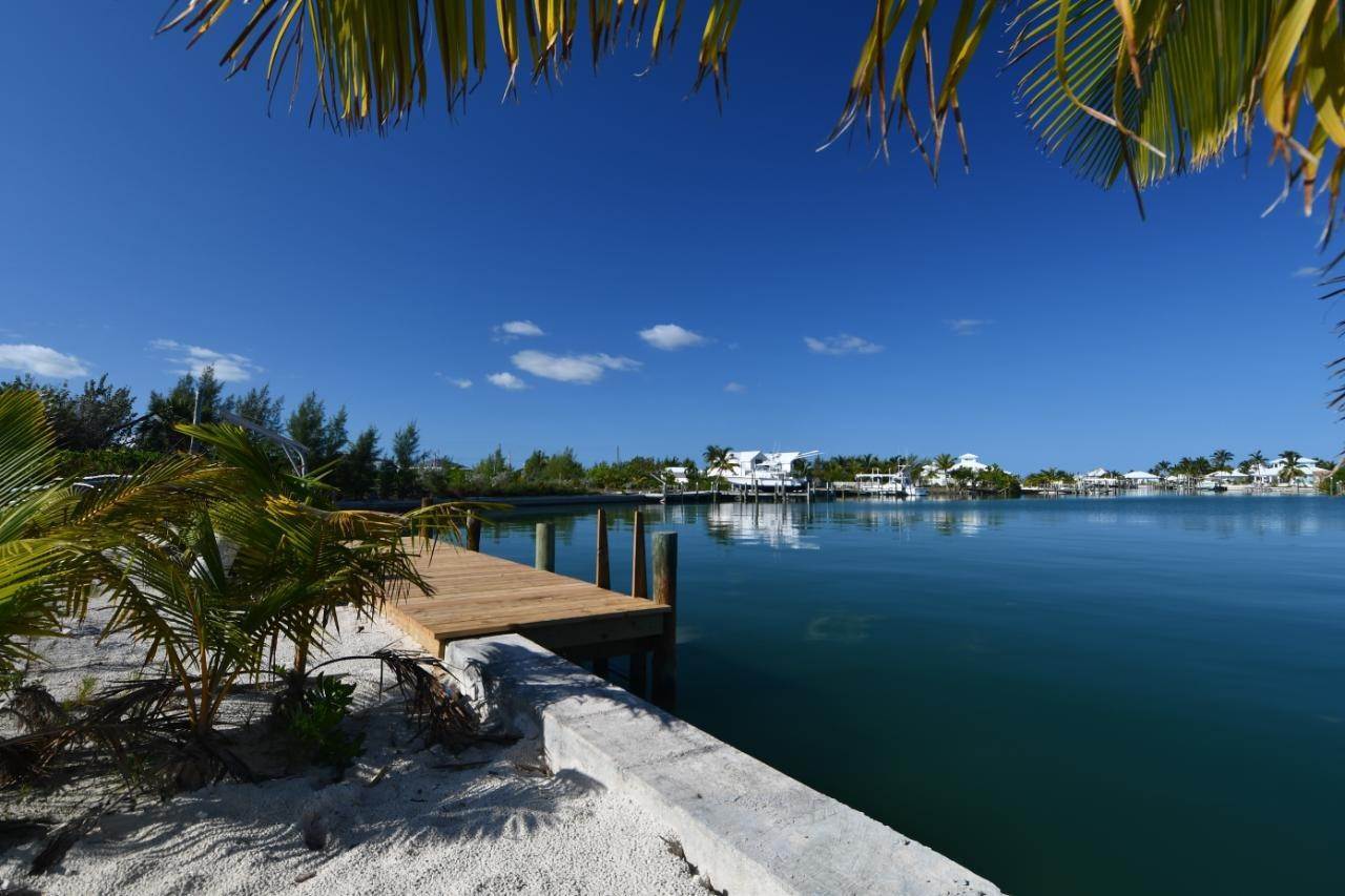 6. Single Family Homes for Sale at Treasure Cay, Abaco Bahamas