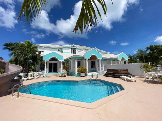 8. Multi-Family Homes for Sale at Paradise Island, Nassau and Paradise Island Bahamas