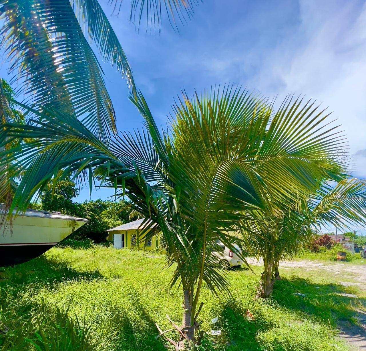 3. Multi-Family Homes for Sale at Soldier Road, Nassau and Paradise Island Bahamas