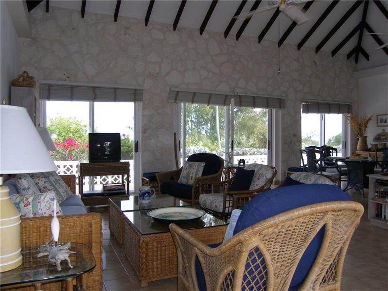 7. Single Family Homes for Sale at Windermere Island, Eleuthera Bahamas