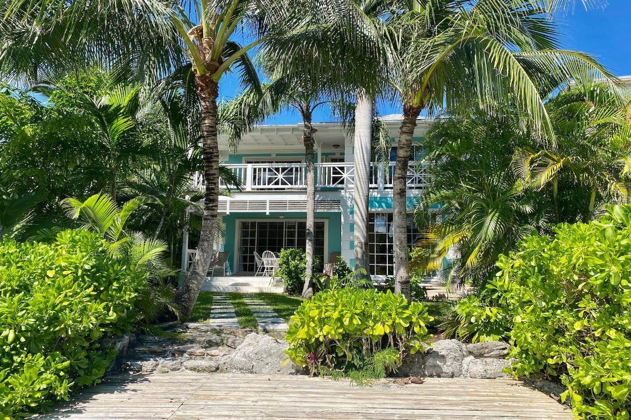 20. Single Family Homes for Rent at Cable Beach, Nassau and Paradise Island Bahamas