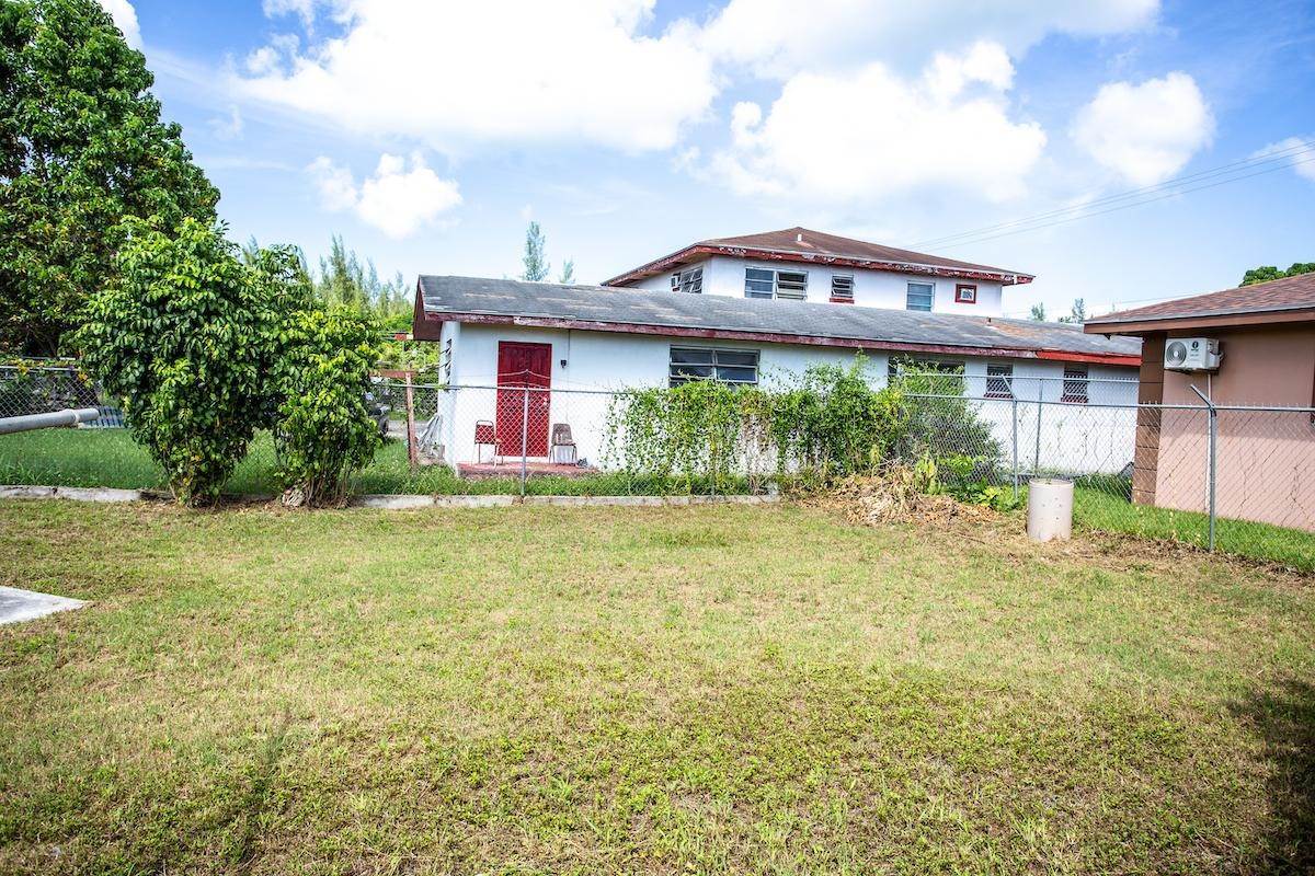 6. Single Family Homes for Sale at Stapledon Gardens, Nassau and Paradise Island Bahamas