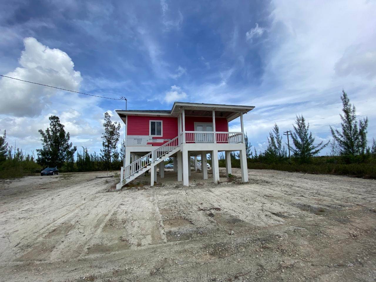 2. Single Family Homes for Sale at Queens Cove, Freeport and Grand Bahama Bahamas