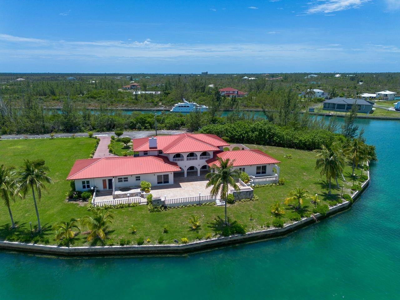 33. Single Family Homes for Sale at Pine Bay, Freeport and Grand Bahama Bahamas