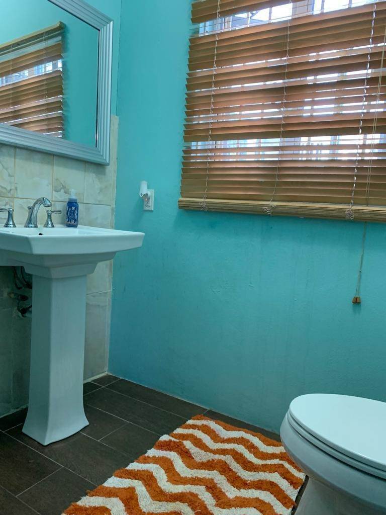7. Single Family Homes for Sale at Westridge, Nassau and Paradise Island Bahamas