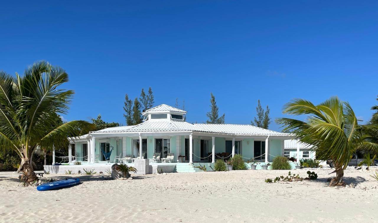 31. Single Family Homes for Sale at Wemyss Settlement, Long Island Bahamas