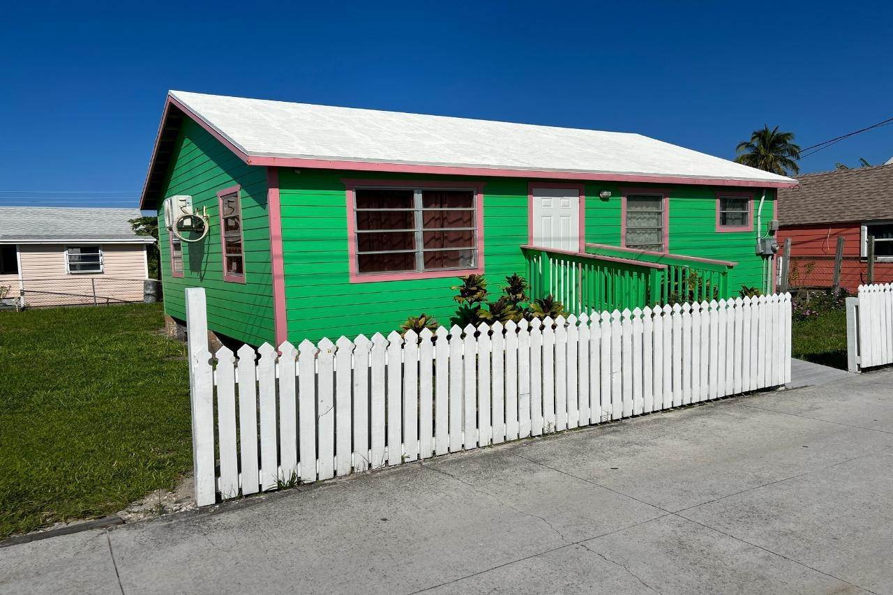 30. Single Family Homes for Sale at Green Turtle Cay, Abaco Bahamas