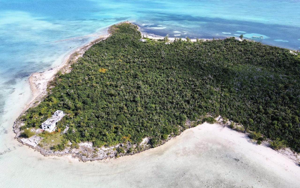 6. Single Family Homes for Sale at Lubbers Quarters, Abaco Bahamas