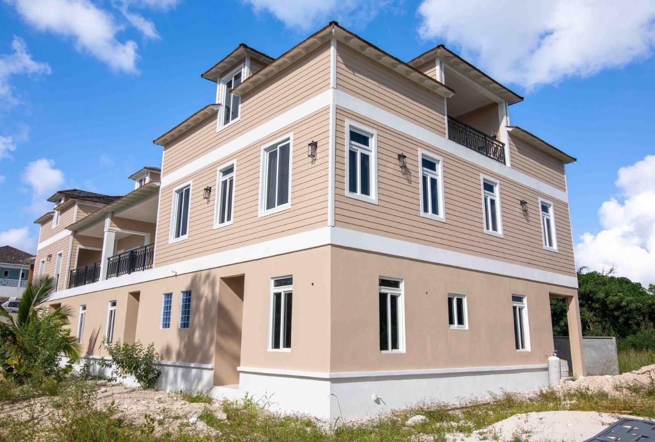 24. Apartments for Sale at West Bay Street, Nassau and Paradise Island Bahamas