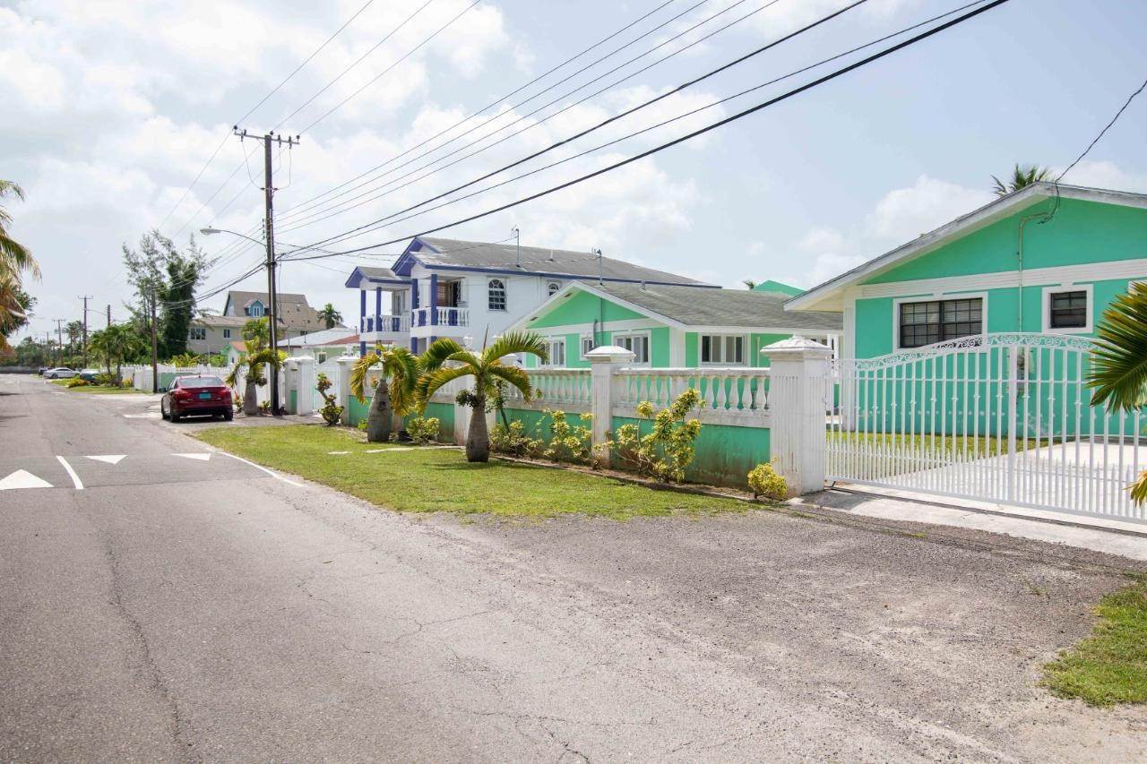 13. Multi-Family Homes for Rent at West Bay Street, Nassau and Paradise Island Bahamas