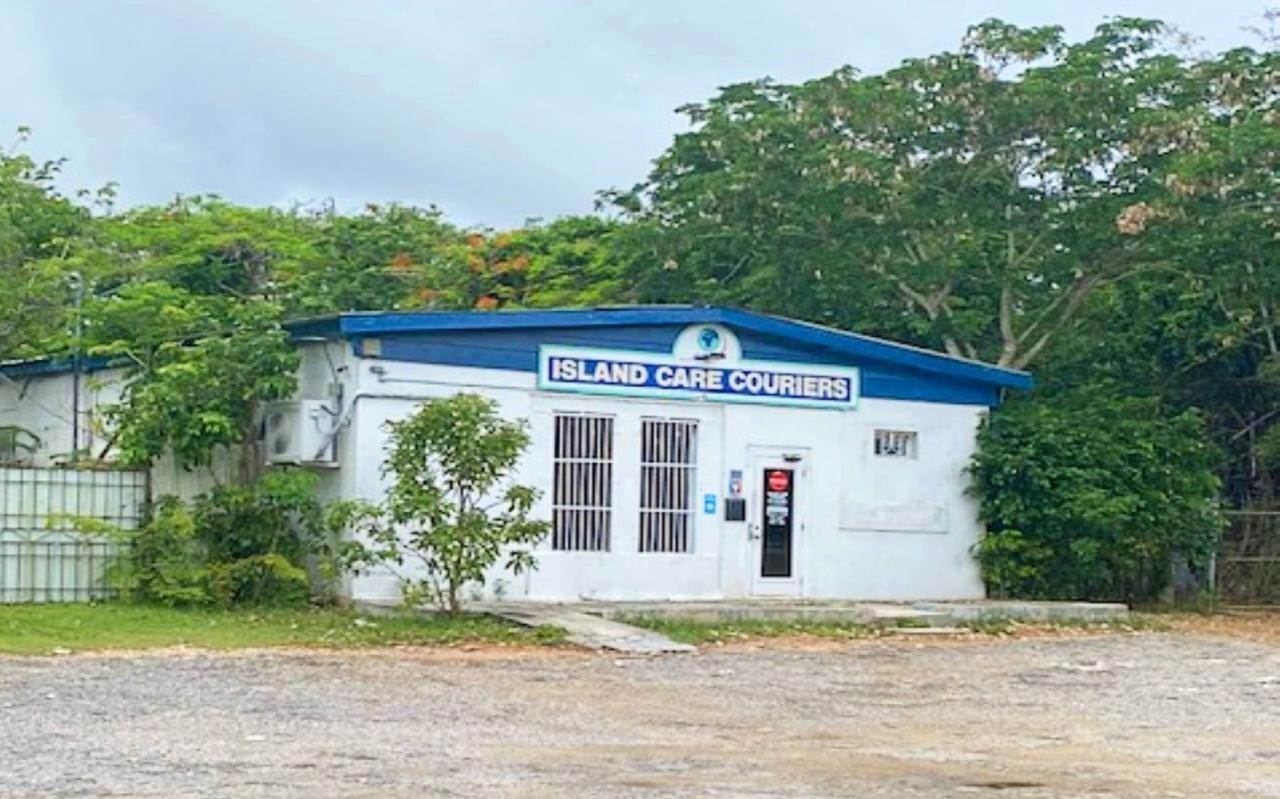 Commercial for Sale at Harold Road, Nassau and Paradise Island Bahamas