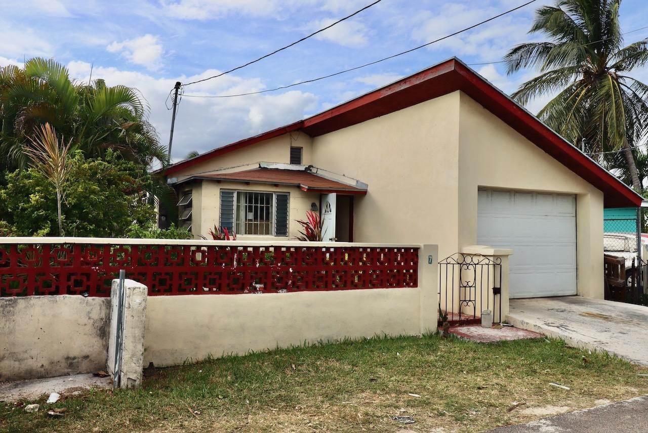 9. Single Family Homes for Sale at Wulff Road, Nassau and Paradise Island Bahamas