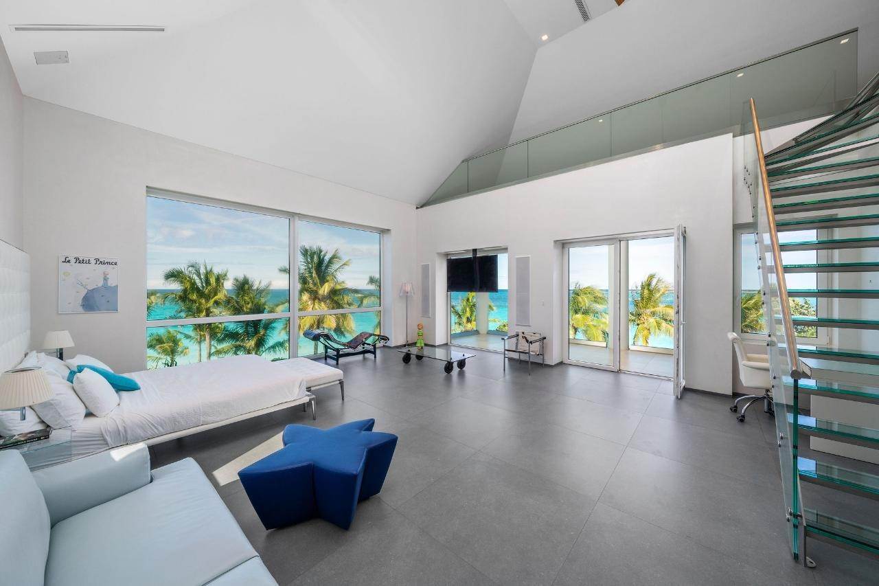 43. Single Family Homes for Sale at Paradise Island, Nassau and Paradise Island Bahamas