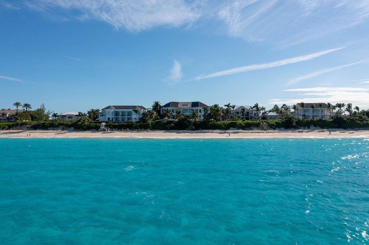 97. Single Family Homes for Sale at Paradise Island, Nassau and Paradise Island Bahamas