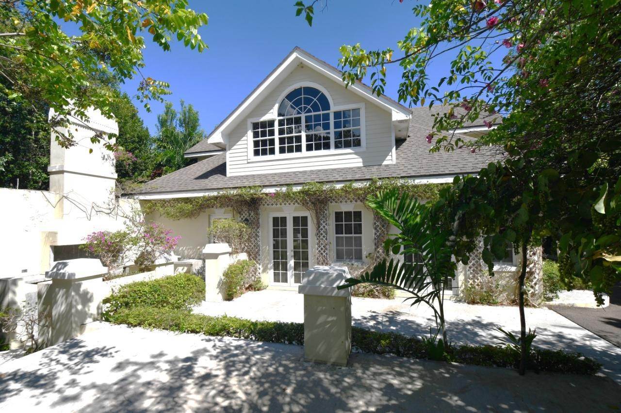 1. Single Family Homes for Sale at Westridge, Nassau and Paradise Island Bahamas