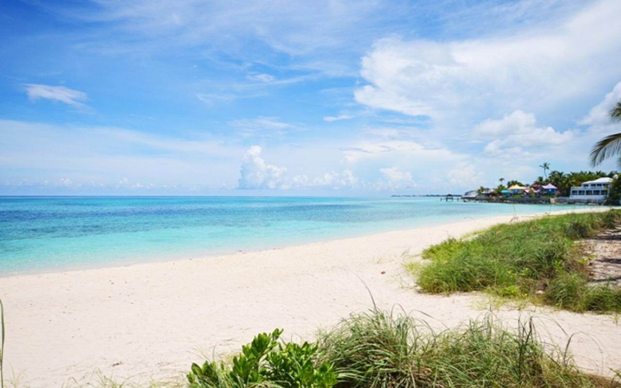20. Condo for Sale at Love Beach, Nassau and Paradise Island Bahamas