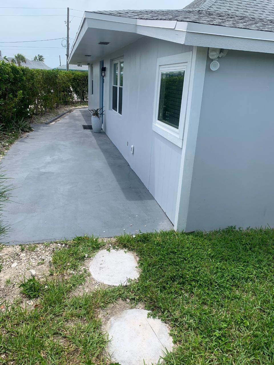 32. Single Family Homes for Sale at Treasure Cay, Abaco Bahamas