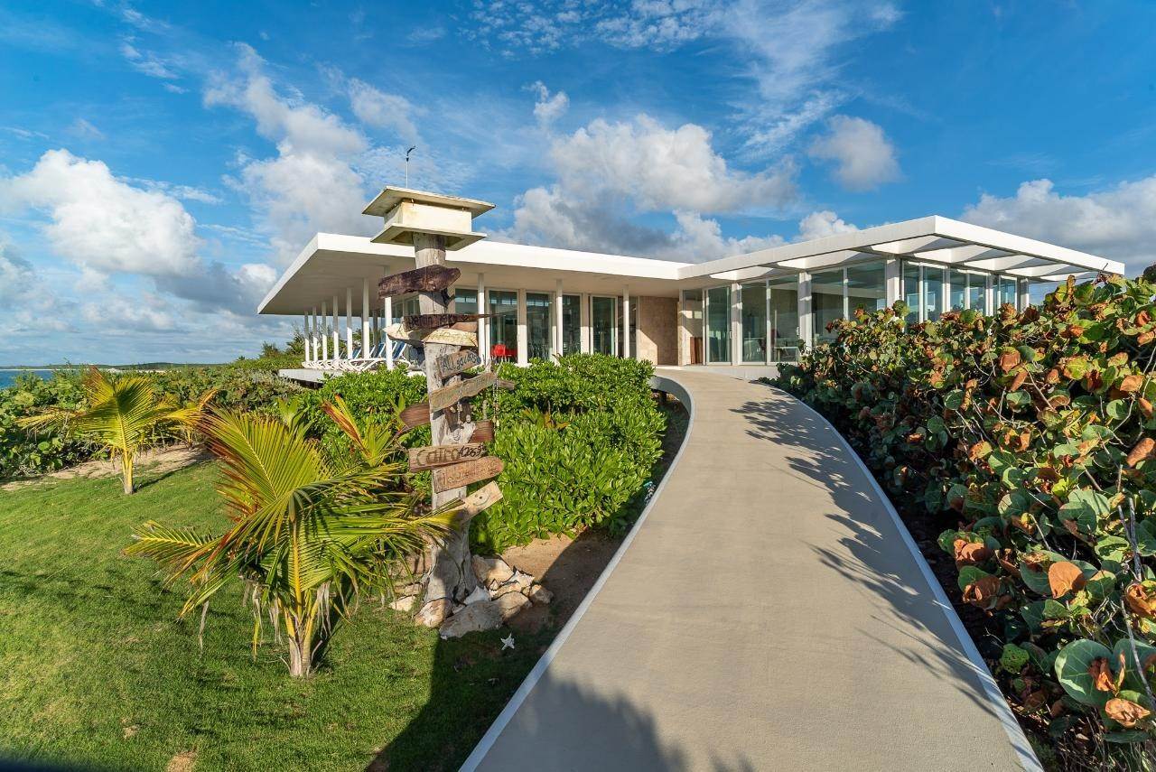 8. Single Family Homes for Sale at Columbus Landings, San Salvador Bahamas
