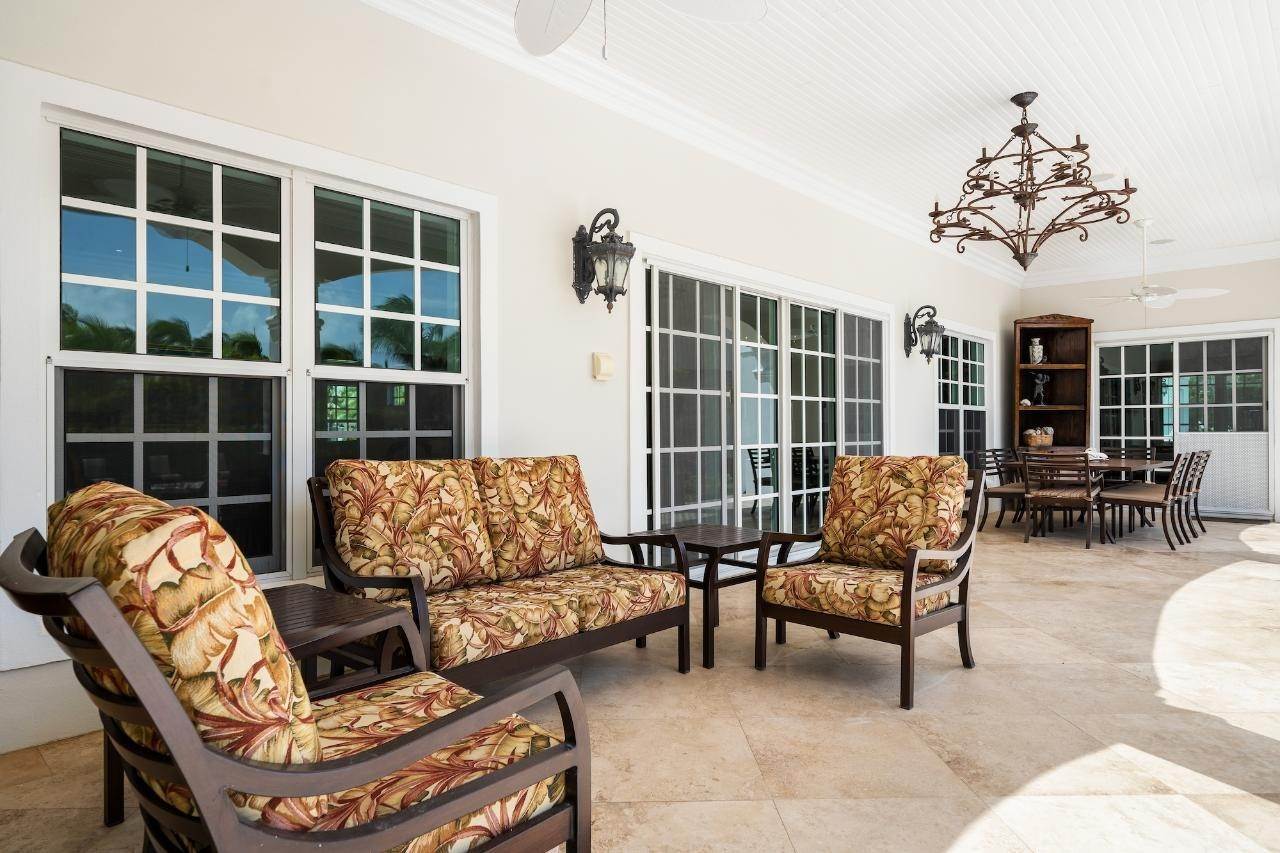 28. Single Family Homes for Sale at Paradise Island, Nassau and Paradise Island Bahamas