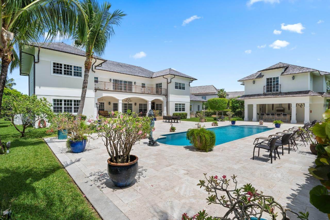 39. Single Family Homes for Sale at Paradise Island, Nassau and Paradise Island Bahamas