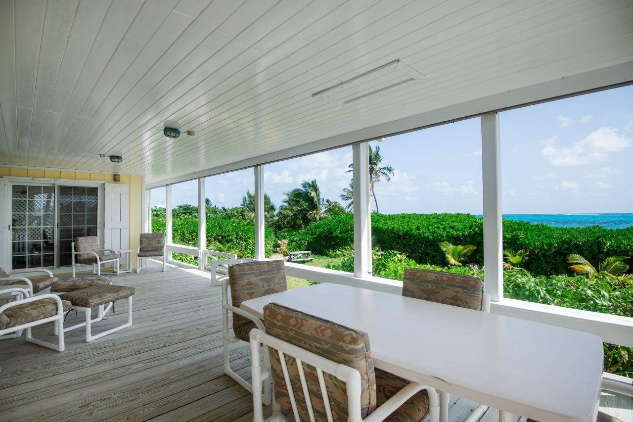 7. Single Family Homes for Sale at Man-O-War Cay, Abaco Bahamas