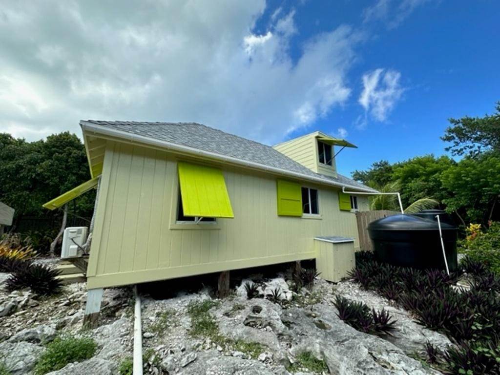 8. Single Family Homes for Sale at Gregory Town, Eleuthera Bahamas