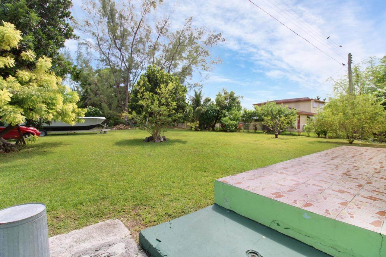 14. Single Family Homes for Sale at Sea Breeze, Nassau and Paradise Island Bahamas
