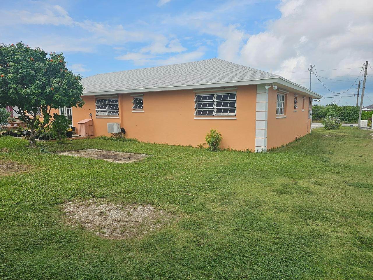 22. Single Family Homes for Sale at Marsh Harbour, Abaco Bahamas