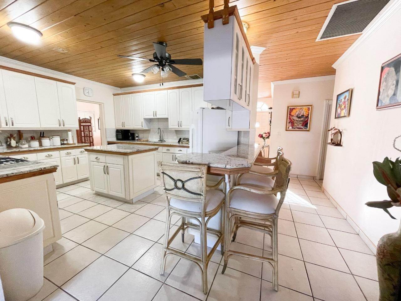 9. Single Family Homes for Sale at Prince Charles Drive, Nassau and Paradise Island Bahamas