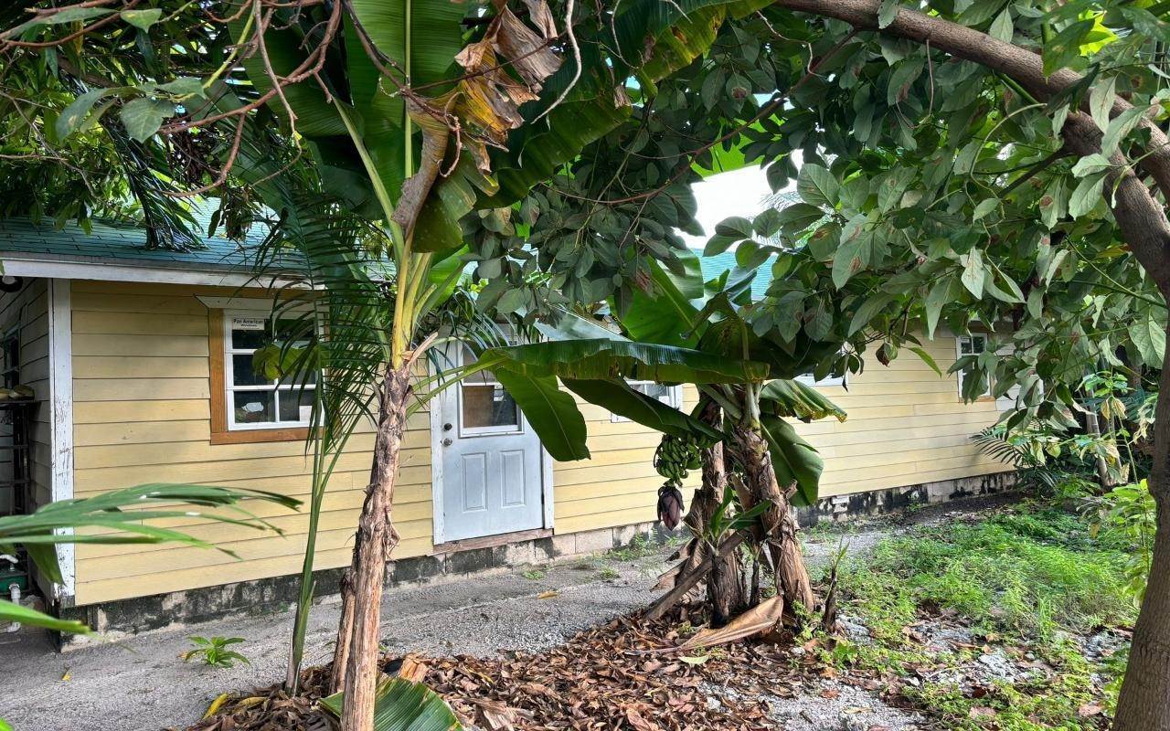 3. Single Family Homes for Sale at Wulff Road, Nassau and Paradise Island Bahamas