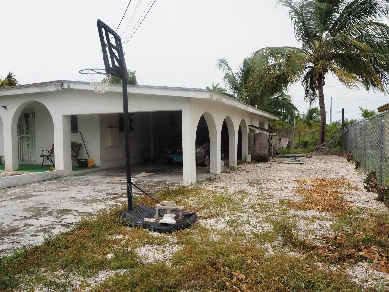 6. Single Family Homes for Sale at Bacardi Road, Nassau and Paradise Island Bahamas