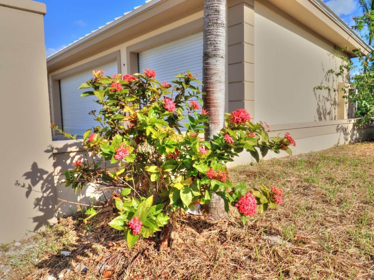 14. Single Family Homes for Sale at Treasure Cay, Abaco Bahamas