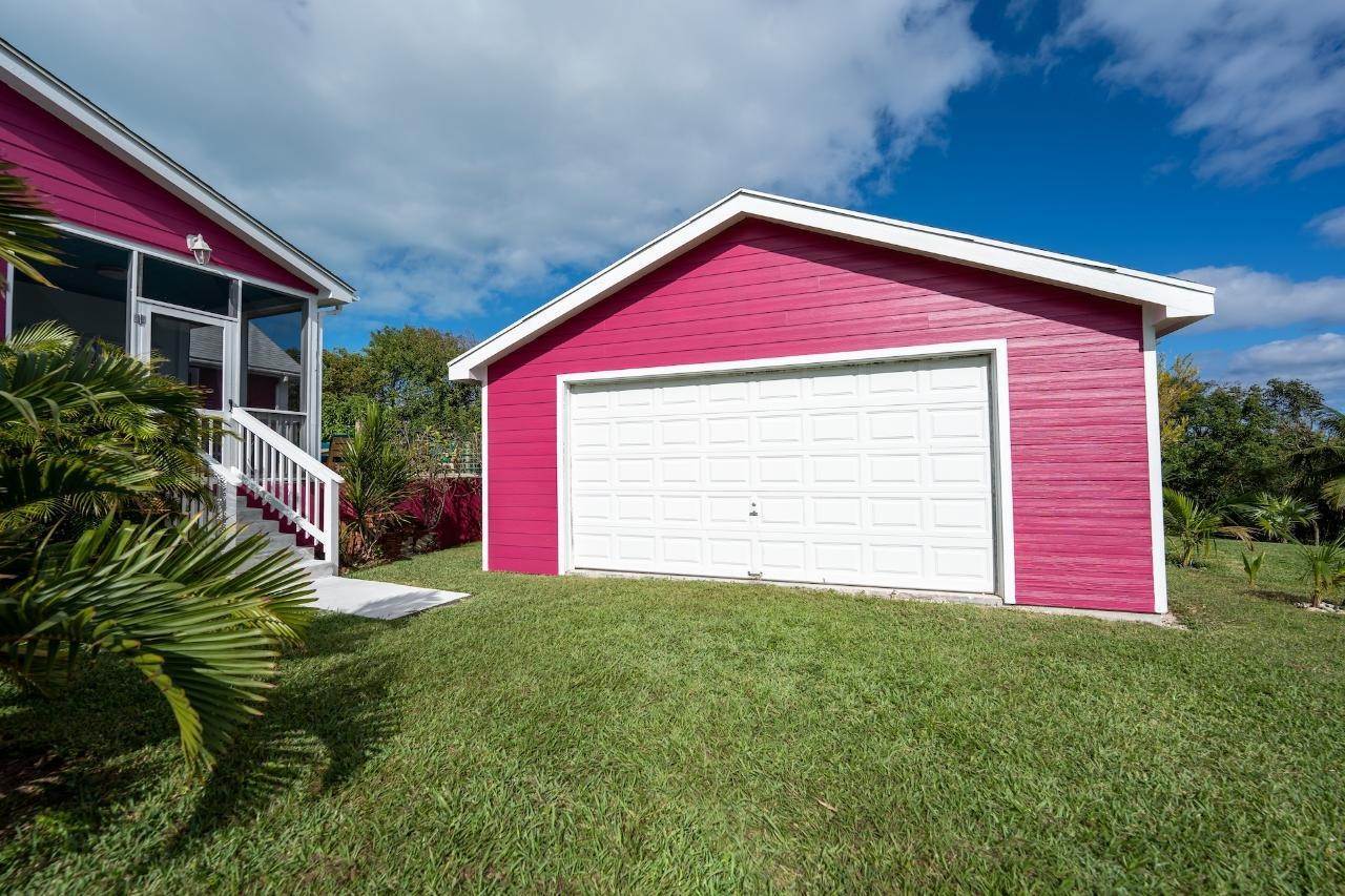 7. Single Family Homes for Sale at Green Turtle Cay, Abaco Bahamas