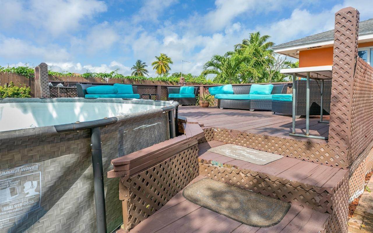 17. Single Family Homes for Rent at Prince Charles Drive, Nassau and Paradise Island Bahamas