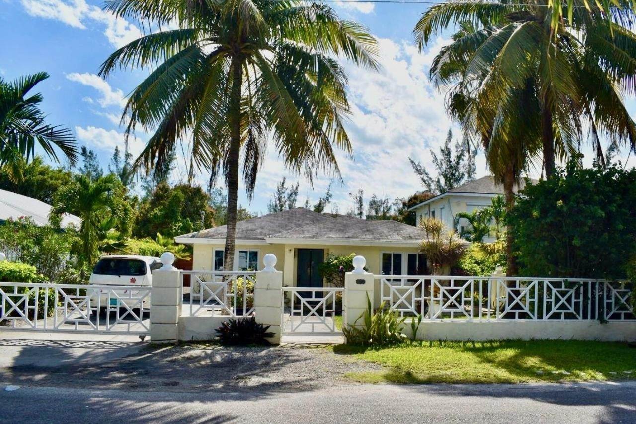 Single Family Homes for Sale at West Bay Street, Nassau and Paradise Island Bahamas